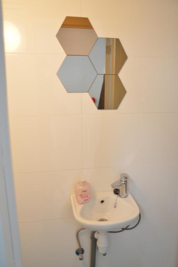 Appartement Awesome Studio In Marolles à Bruxelles Extérieur photo
